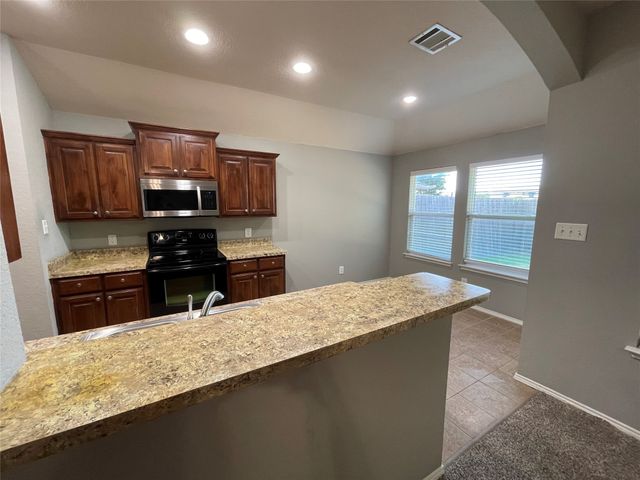 4533 Wheatland Drive, Fort Worth, TX 76179