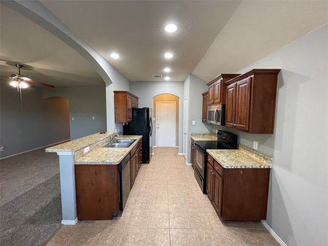 4533 Wheatland Drive, Fort Worth, TX 76179