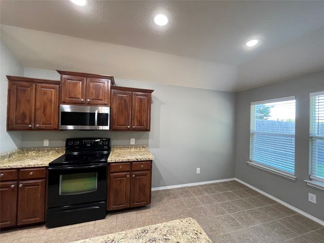 4533 Wheatland Drive, Fort Worth, TX 76179