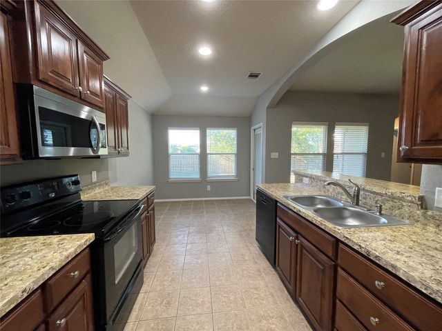 4533 Wheatland Drive, Fort Worth, TX 76179