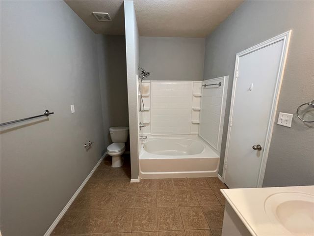 4533 Wheatland Drive, Fort Worth, TX 76179