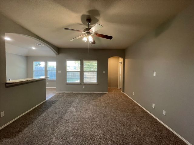 4533 Wheatland Drive, Fort Worth, TX 76179