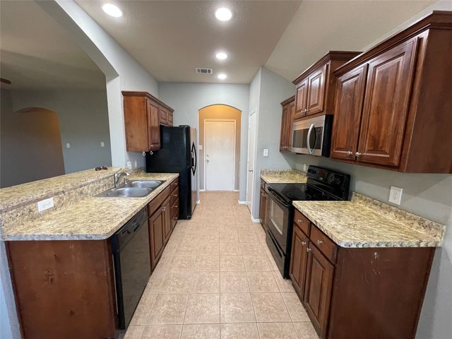 4533 Wheatland Drive, Fort Worth, TX 76179
