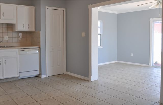 811 Globe Avenue NW, Palm Bay, FL 32907