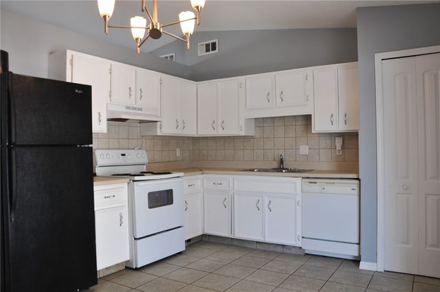 811 Globe Avenue NW, Palm Bay, FL 32907