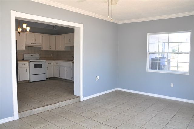 811 Globe Avenue NW, Palm Bay, FL 32907