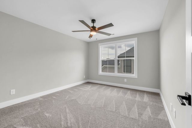 459 Spiderwort Dr, Clarksville, TN 37043