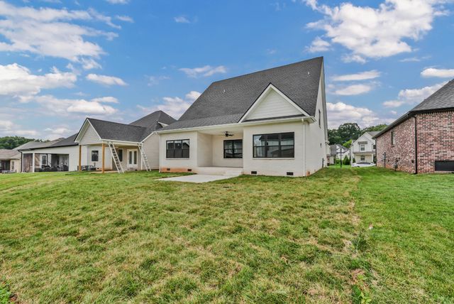 459 Spiderwort Dr, Clarksville, TN 37043