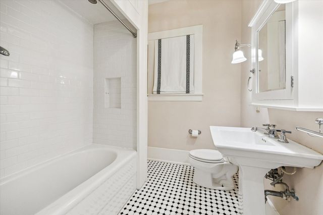 1506 Indiana Street, Houston, TX 77006