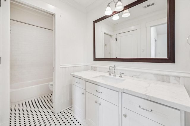 1506 Indiana Street, Houston, TX 77006