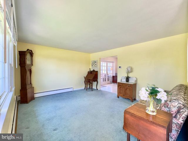 16 FREDERICK AVE, Denver, PA 17517