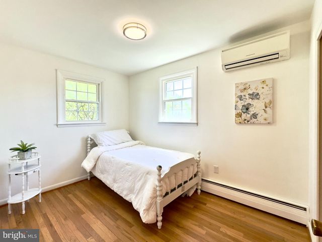 16 FREDERICK AVE, Denver, PA 17517