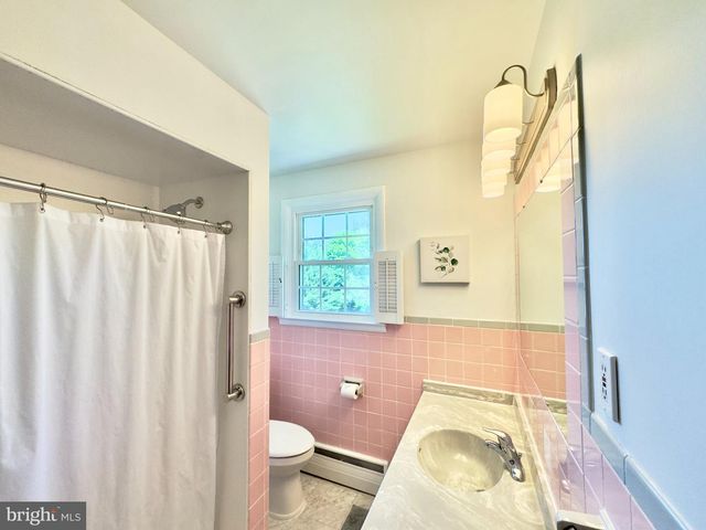 16 FREDERICK AVE, Denver, PA 17517