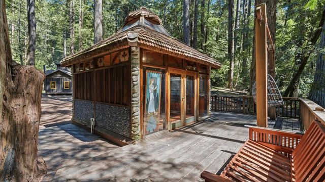 41 Back Road, La Honda, CA 94020