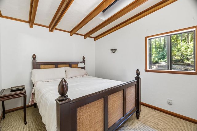 41 Back Road, La Honda, CA 94020