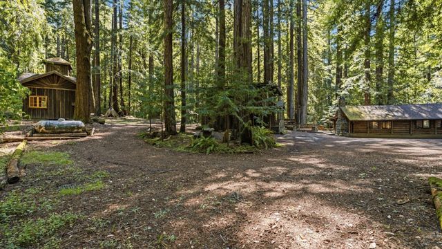 41 Back Road, La Honda, CA 94020