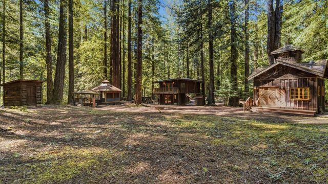 41 Back Road, La Honda, CA 94020