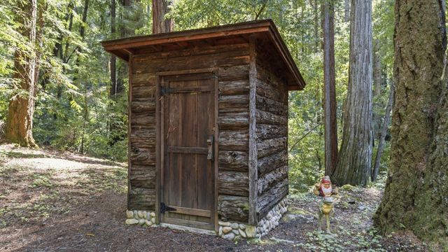 41 Back Road, La Honda, CA 94020