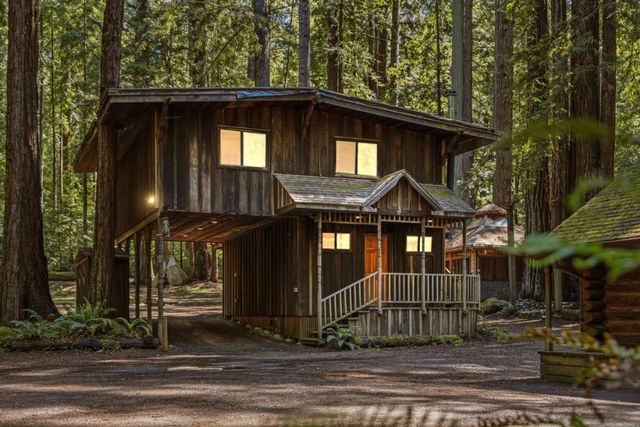 41 Back Road, La Honda, CA 94020