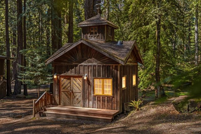41 Back Road, La Honda, CA 94020