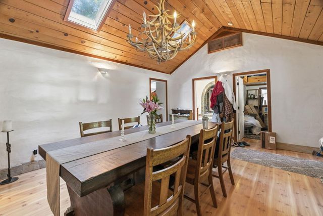 41 Back Road, La Honda, CA 94020