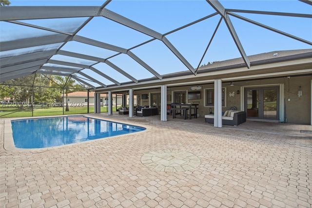 3151 SW 133rd Ter, Davie, FL 33330
