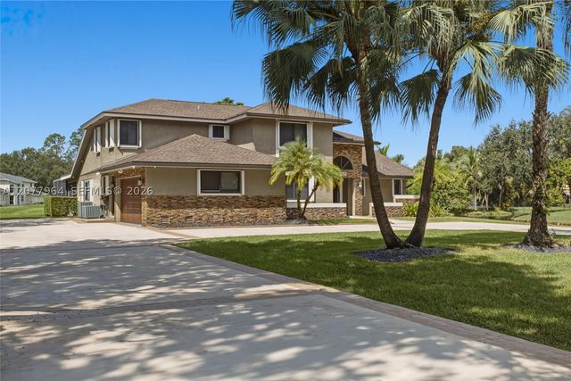 3151 SW 133rd Ter, Davie, FL 33330