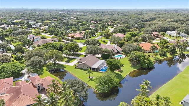 3151 SW 133rd Ter, Davie, FL 33330