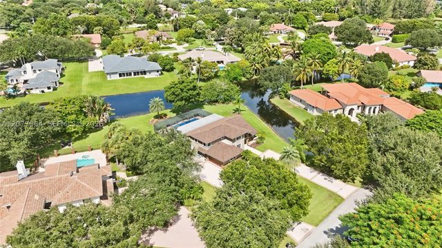 3151 SW 133rd Ter, Davie, FL 33330