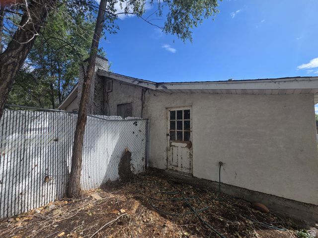 1928 W 100 S, Provo, UT 84601