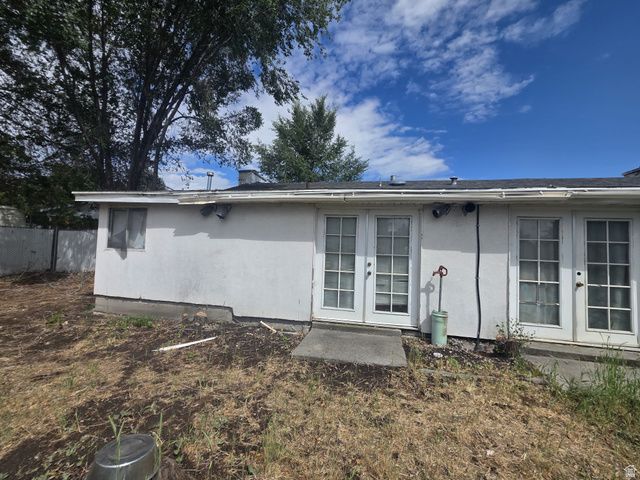 1928 W 100 S, Provo, UT 84601