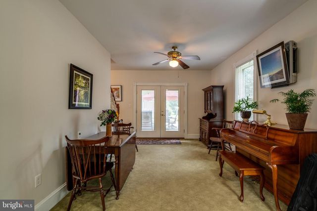 120 W LEMON ST, Lititz, PA 17543