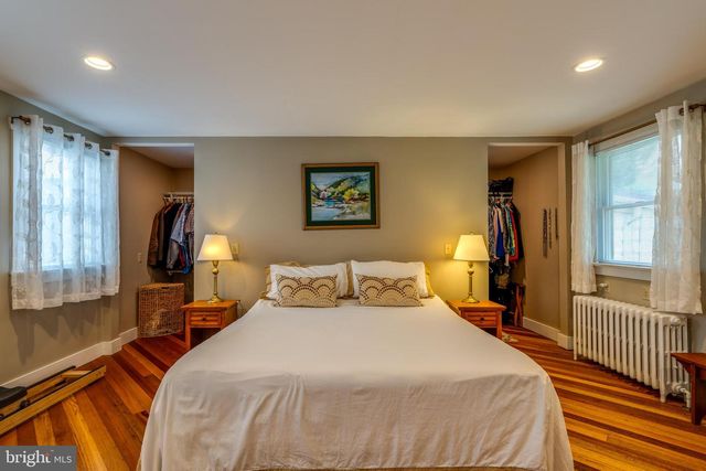 120 W LEMON ST, Lititz, PA 17543
