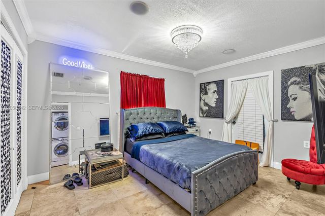 121 NW 47th St, Miami, FL 33127