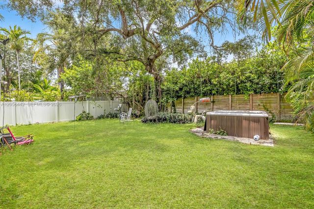 121 NW 47th St, Miami, FL 33127