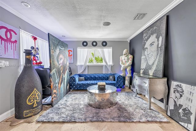 121 NW 47th St, Miami, FL 33127