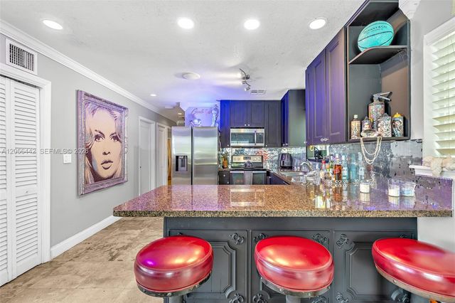121 NW 47th St, Miami, FL 33127