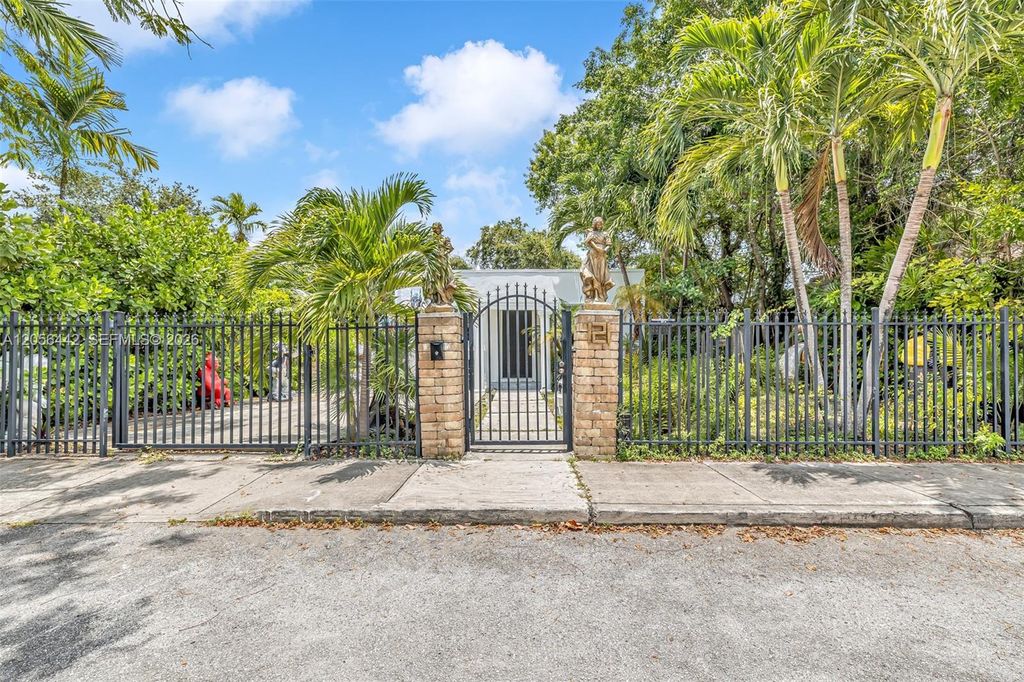 121 NW 47th St, Miami, FL 33127