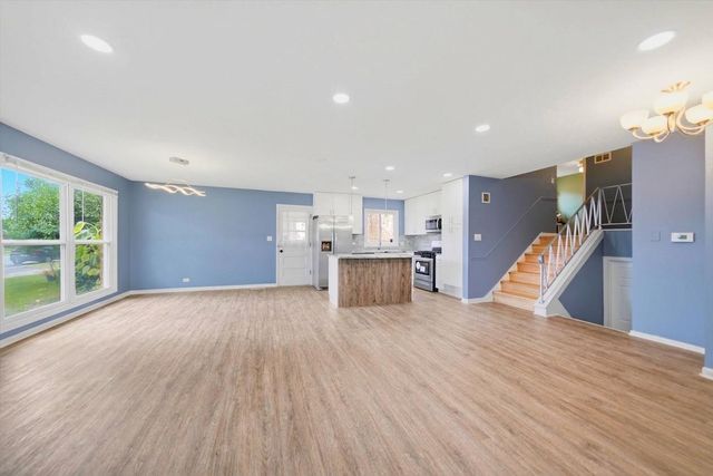 9206 Kostner Avenue, Skokie, IL 60076