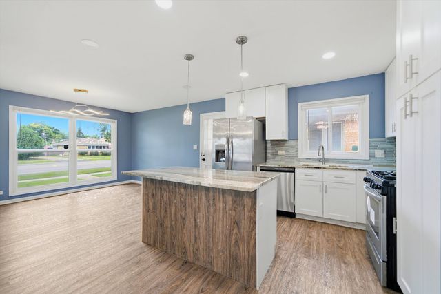 9206 Kostner Avenue, Skokie, IL 60076