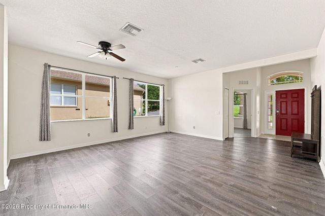8814 Southern Charm Circle, Brooksville, FL 34613