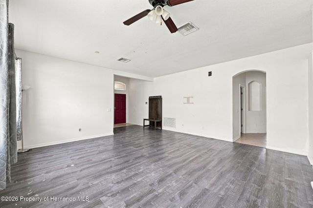 8814 Southern Charm Circle, Brooksville, FL 34613