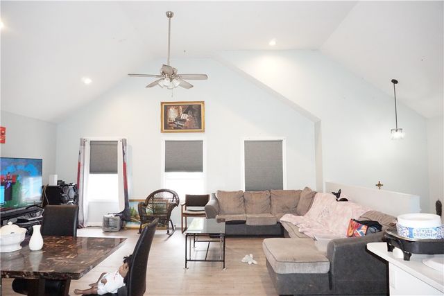 12 Thomas Avenue, Pawtucket, RI 02860