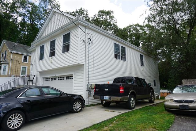 12 Thomas Avenue, Pawtucket, RI 02860