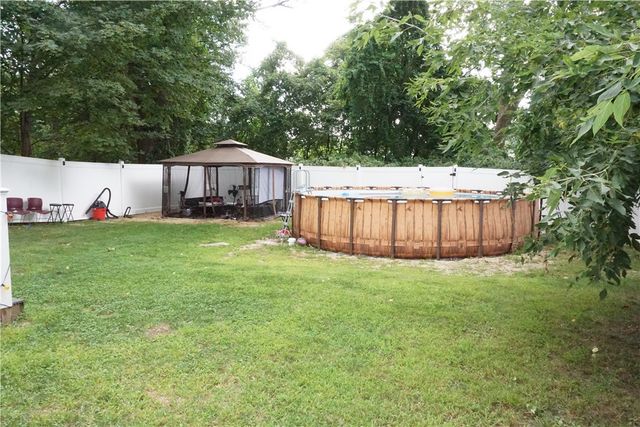 12 Thomas Avenue, Pawtucket, RI 02860
