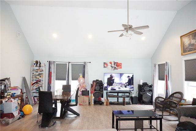 12 Thomas Avenue, Pawtucket, RI 02860