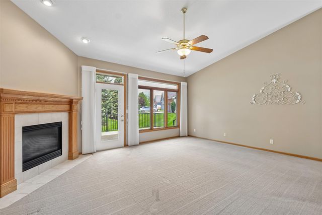 1845 SE Ashleaf Circle, Waukee, IA 50263