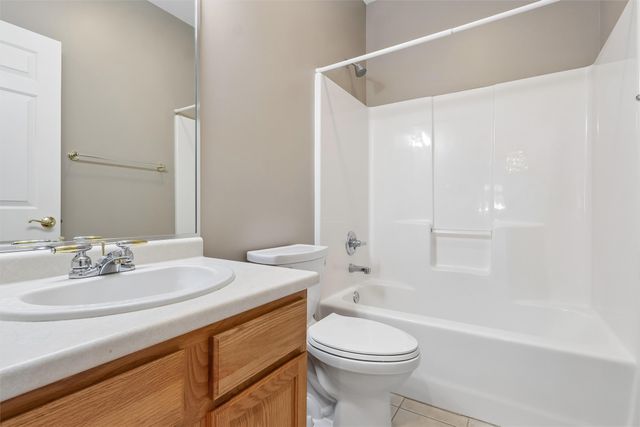 1845 SE Ashleaf Circle, Waukee, IA 50263