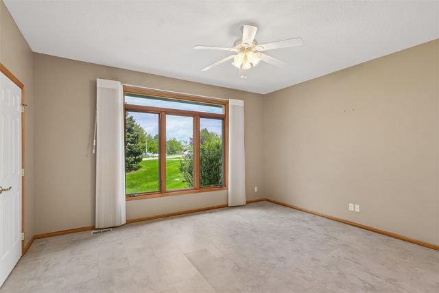 1845 SE Ashleaf Circle, Waukee, IA 50263