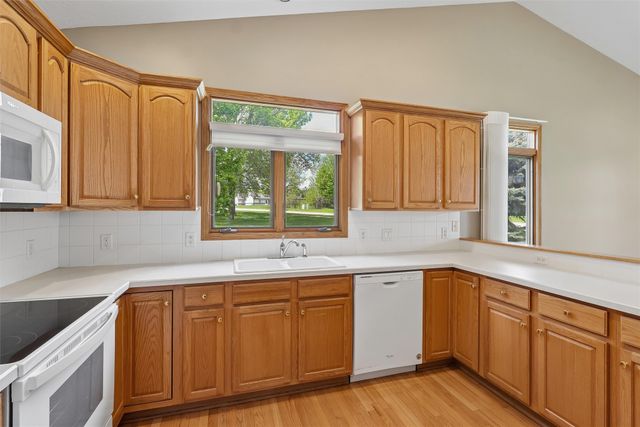 1845 SE Ashleaf Circle, Waukee, IA 50263